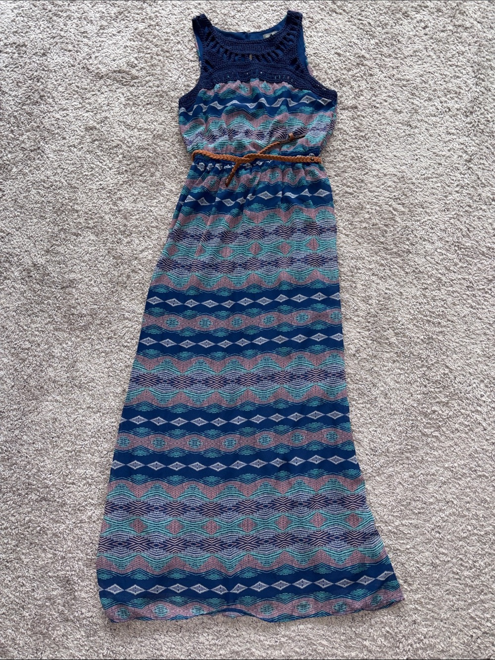 Sleeveless Navy Printed Maxi Dress with Braided belt. Crochet
